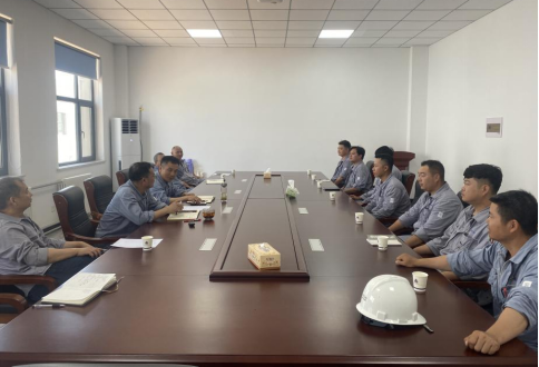 宁夏BEATS365召开“八一”慰问退役军人座谈会